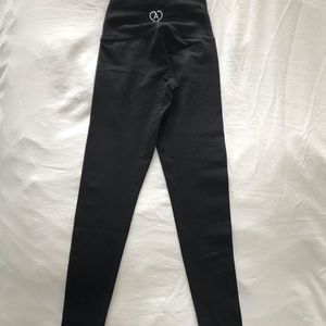 TnaCHILL™ Atmosphere Hi-Rise 7/8 Legging